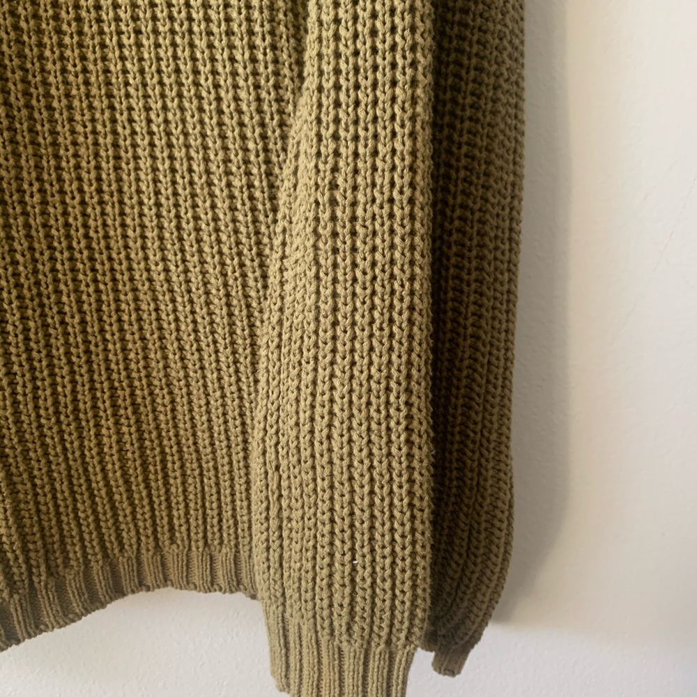Hampton Open Back Sweater - Picture 6 of 6